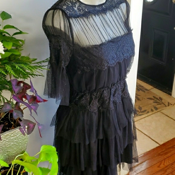 Zara black lace short-sleeved dress, size S - Picture 5 of 12
